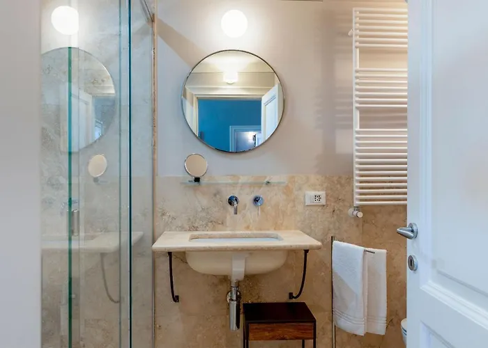 Genteel Piazza Pitti Apartment Florence