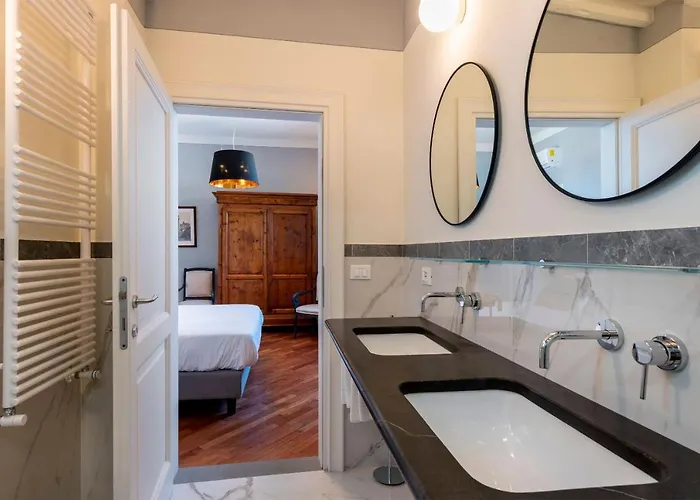 Apartment Genteel Piazza Pitti Florence